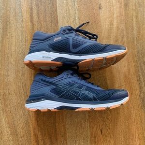 Women’s ASICS
